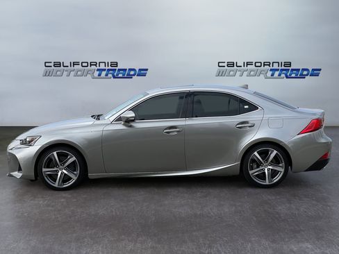 Used 2020 Lexus IS 300 w/ Navigation Package RWD image 8