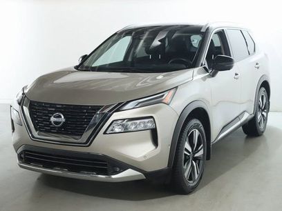 Used 2022 Nissan Rogue Platinum w/ Head-Up Display Package