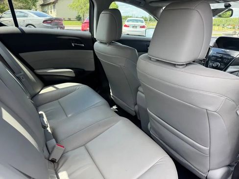 Used 2016 Acura ILX FWD image 7