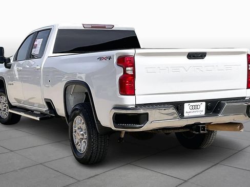 Used 2022 Chevrolet Silverado 2500 LT w/ Fleet Comfort Package image 12