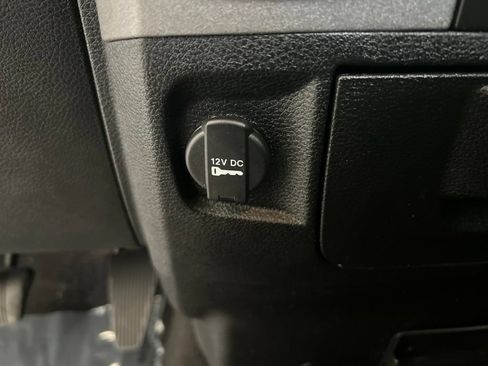Used 2019 RAM 1500 Express RWD image 47