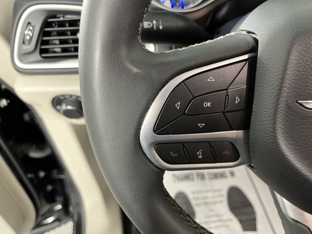 Used 2023 Chrysler Voyager LX FWD image 19