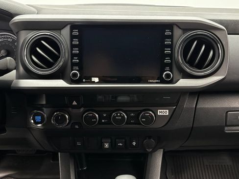 Used 2023 Toyota Tacoma TRD Sport AWD/4WD image 24