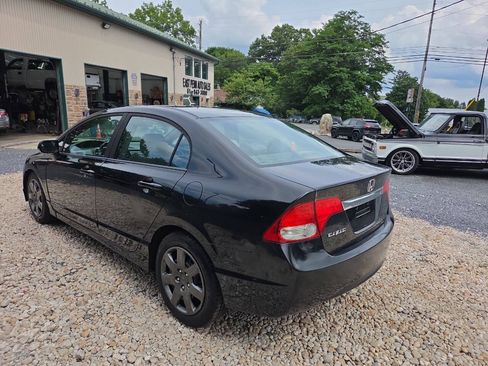 Used 2011 Honda Civic LX image 4