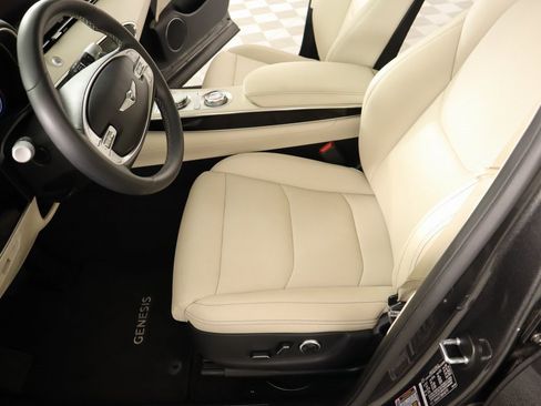Used 2024 Genesis GV70 2.5T image 11