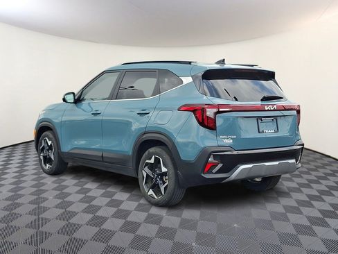 Used 2024 Kia Seltos EX AWD/4WD image 4