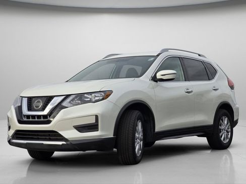 Used 2017 Nissan Rogue SV AWD/4WD image 17