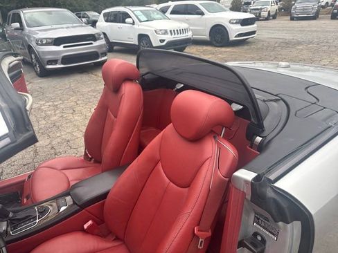 Used 2005 Mercedes-Benz SL 500 w/ AMG Sport Pkg image 20