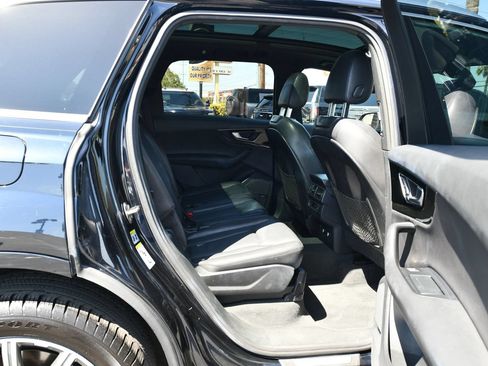 Used 2018 Audi Q7 3.0T Premium Plus AWD/4WD image 20
