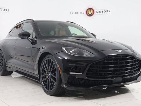 Used 2023 Aston Martin DBX 707 image 33