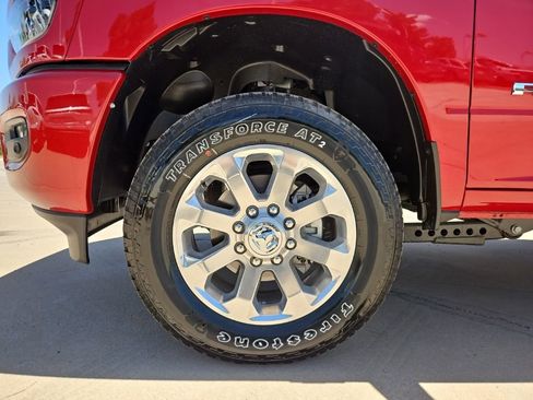 New 2026 RAM 2500 Laramie AWD/4WD image 7