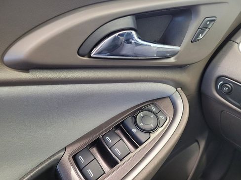 Used 2022 Chevrolet Malibu LS w/ Driver Confidence Package II FWD image 27