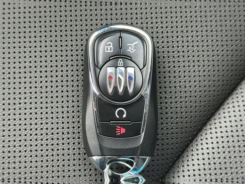 New 2026 Buick Encore GX Sport Touring w/ Comfort Package AWD/4WD image 32