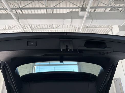 New 2026 Volkswagen Tiguan SE AWD/4WD image 38
