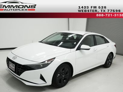 Used 2022 Hyundai Elantra Blue