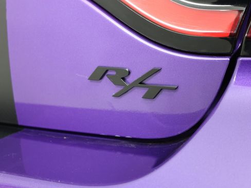 Used 2019 Dodge Charger R/T w/ Blacktop Package RWD image 14