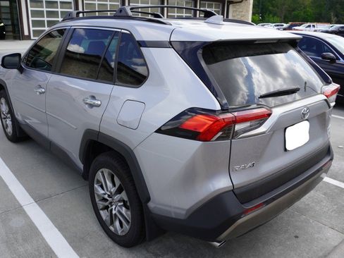 Used 2024 Toyota RAV4 Limited w/ Advanced Technology Package image 8