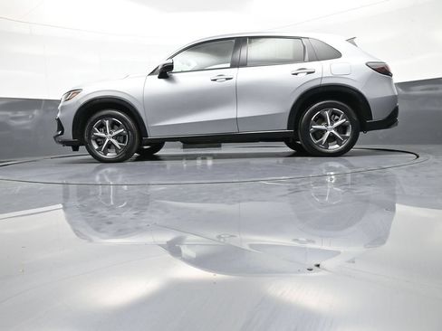 Used 2024 Honda HR-V EX-L image 32