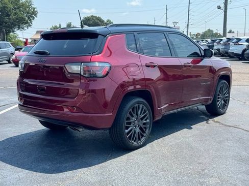 Used 2022 Jeep Compass High Altitude AWD/4WD image 5