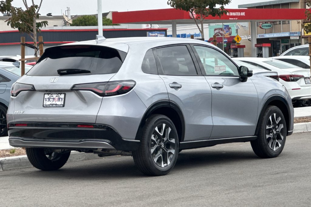 New 2027 Honda HR-V EX-L image 4