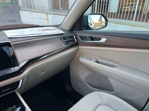 New 2026 Volkswagen Atlas SEL Premium R-Line image 19