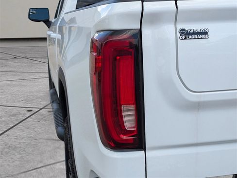 Used 2019 GMC Sierra 1500 AT4 w/ AT4 Preferred Package image 11