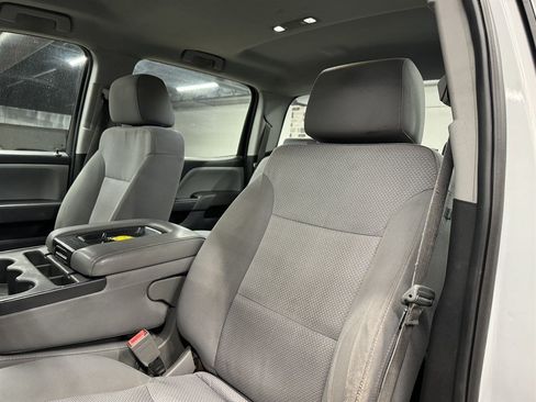 Used 2016 Chevrolet Silverado 2500 W/T AWD/4WD image 19