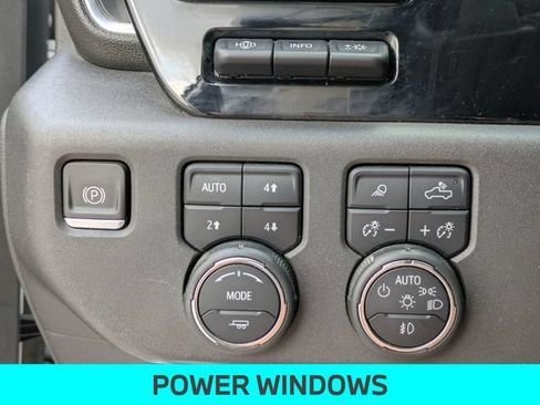 Used 2023 Chevrolet Silverado 1500 High Country w/ Technology Package AWD/4WD image 18