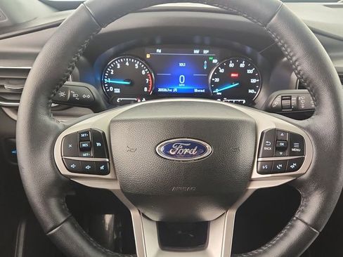 Used 2023 Ford Explorer XLT w/ Equipment Group 202A image 11