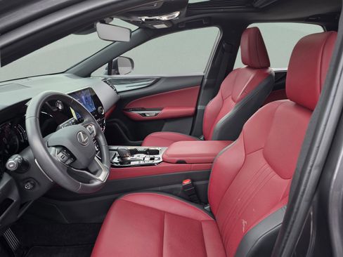 Used 2025 Lexus NX 350 AWD w/ Premium Package image 9