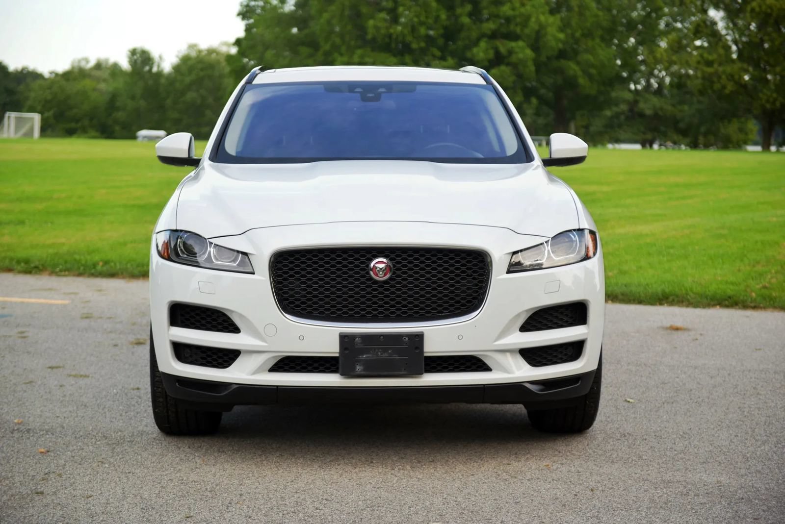 Used 2018 Jaguar F-PACE Premium AWD/4WD image 10