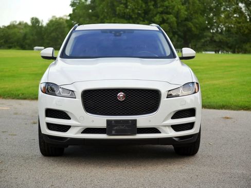 Used 2018 Jaguar F-PACE Premium AWD/4WD image 10