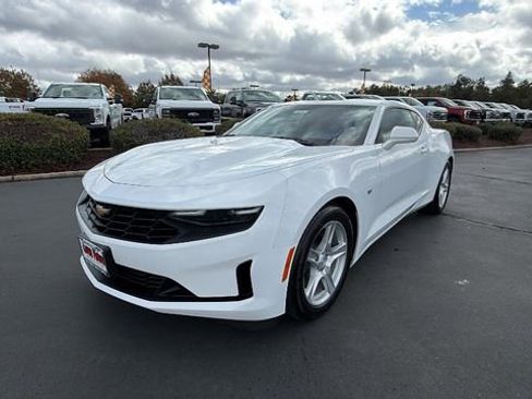 Used 2024 Chevrolet Camaro LT w/ Technology Package image 1