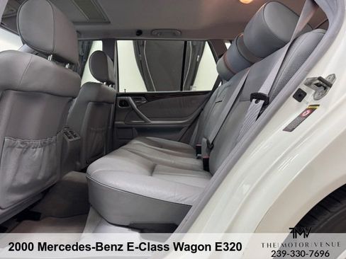 Used 2000 Mercedes-Benz E 320 4MATIC Wagon image 24