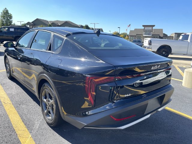 Used 2025 Kia K4 FWD image 30