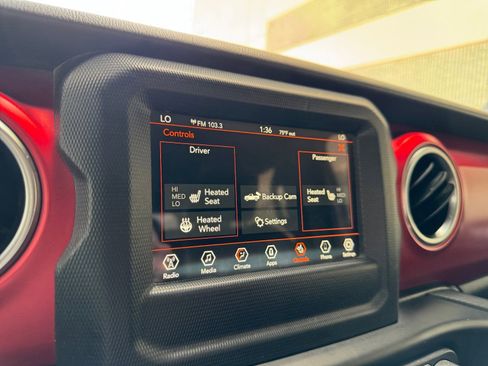 Used 2021 Jeep Gladiator Rubicon w/ Dual Top Group image 26