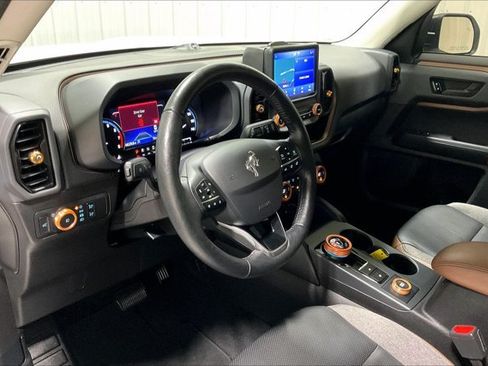 Used 2021 Ford Bronco Sport Outer Banks w/ Outer Banks Package (96D) AWD/4WD image 14