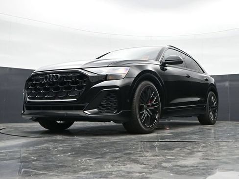 Used 2024 Audi SQ8 Prestige w/ Prestige Package AWD/4WD image 40