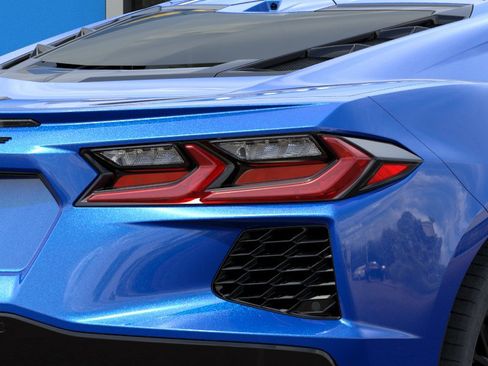 Used 2026 Chevrolet Corvette Stingray Coupe w/ 1LT RWD image 11