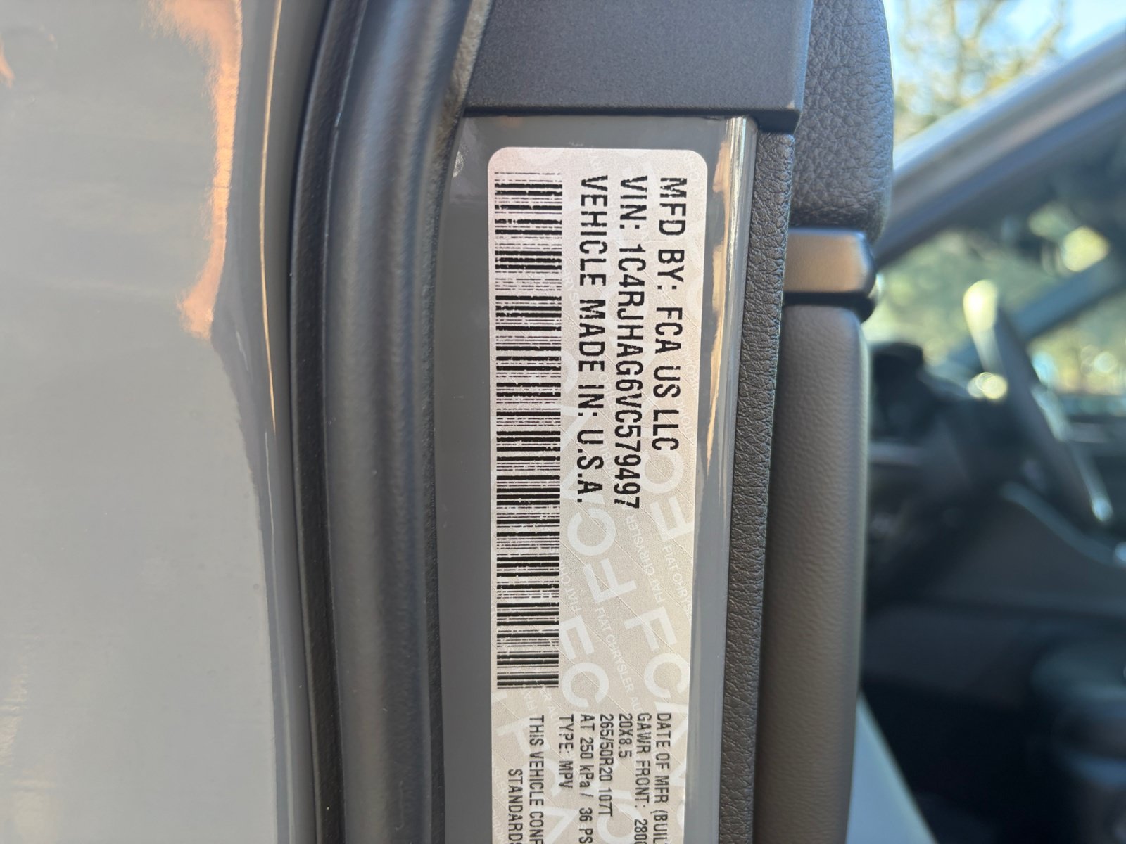 New 2027 Jeep Grand Cherokee Laredo X AWD/4WD image 34