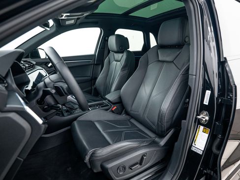 Certified 2023 Audi Q3 2.0T Premium Plus w/ Premium Plus Package AWD/4WD image 13