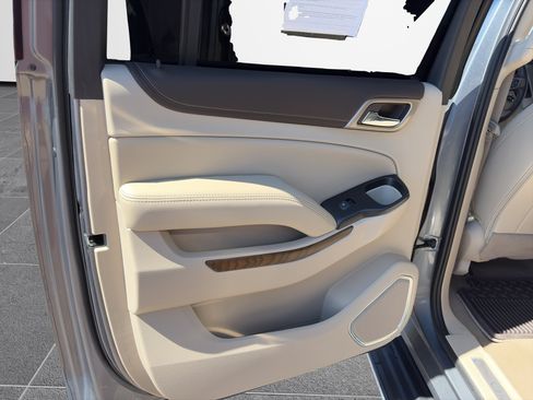 Used 2019 GMC Yukon XL Denali AWD/4WD image 22