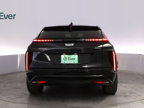Used 2024 Cadillac Lyriq Sport RWD image 15