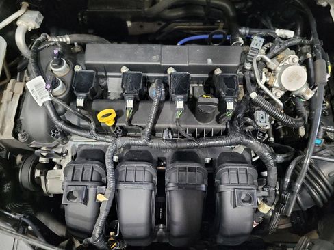 Used 2018 Ford Focus SE FWD image 30