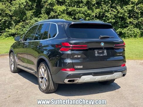 Used 2024 BMW X5 xDrive40i AWD/4WD image 5