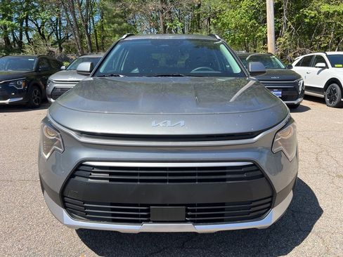 New 2025 Kia Niro EX w/ EX Cold Weather Package image 6