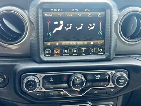 Used 2023 Jeep Wrangler Unlimited w/ 8.4" Radio Group AWD/4WD image 17