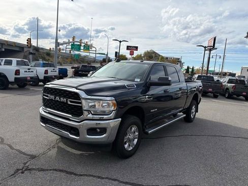 Used 2022 RAM 2500 Big Horn w/ Level A Equipment Group AWD/4WD image 5