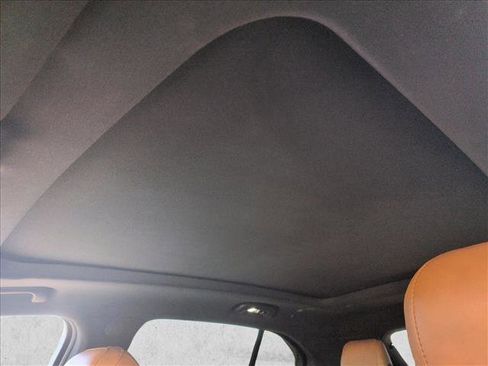 Used 2023 Cadillac XT4 Sport image 23