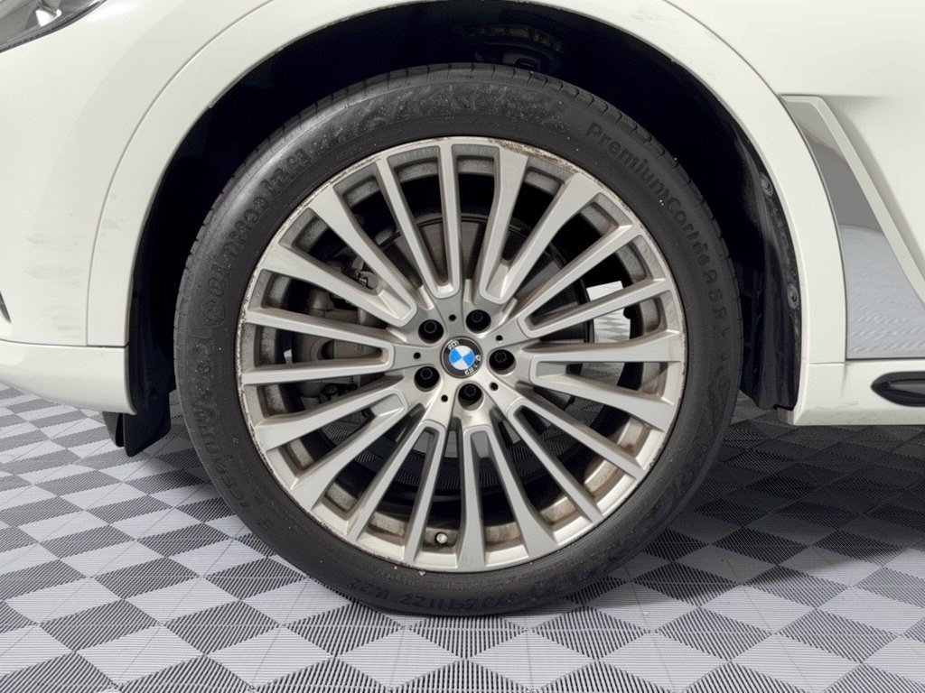 Used 2022 BMW X7 xDrive40i AWD/4WD image 13